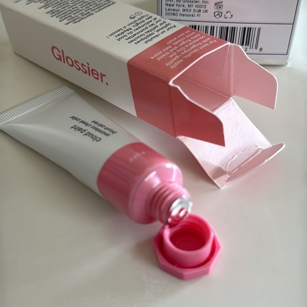 Glossier cloud paint gel Cream Blush in Puff NWT - Picture 5 of 5